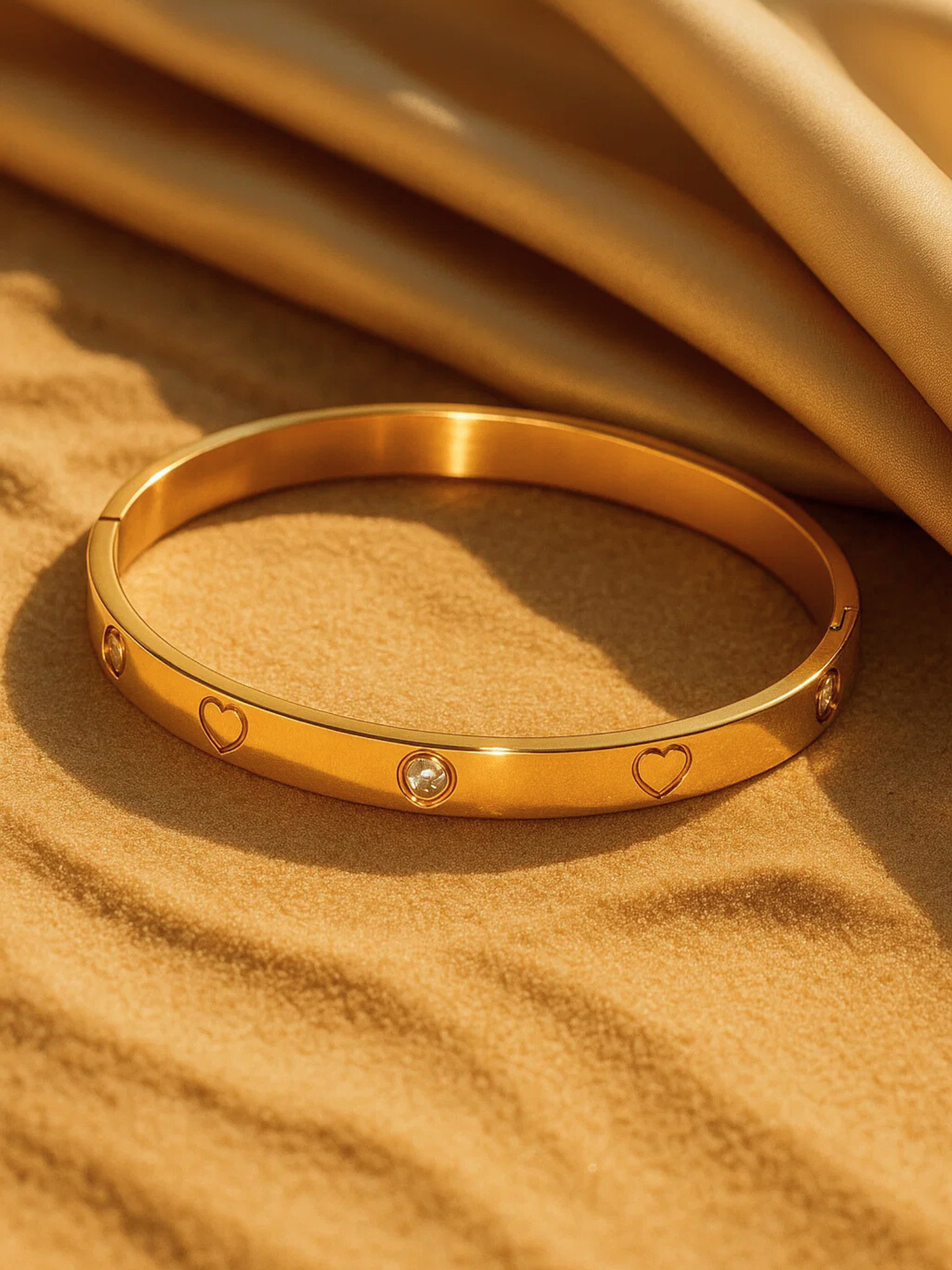 Naily Bracelet