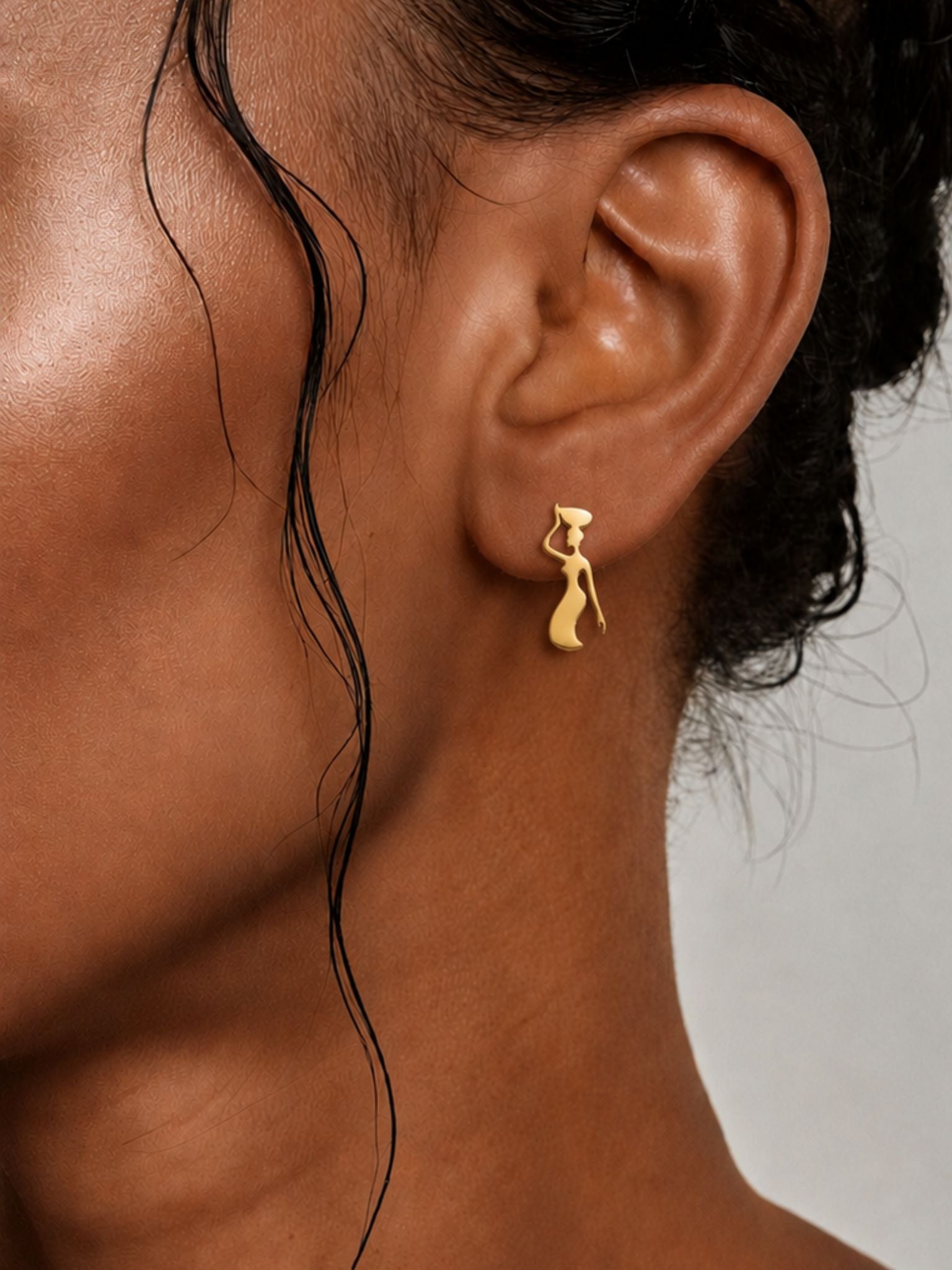 Menina Earrings